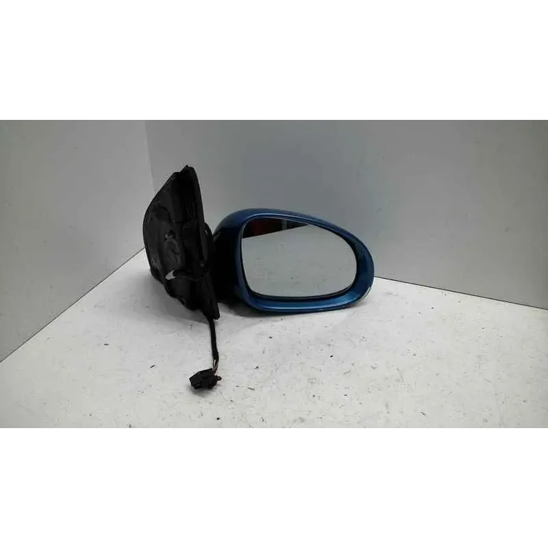 Retroviseur droit volkswagen golf 5 v
