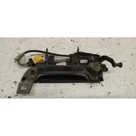 Poignee exterieure porte avant droite