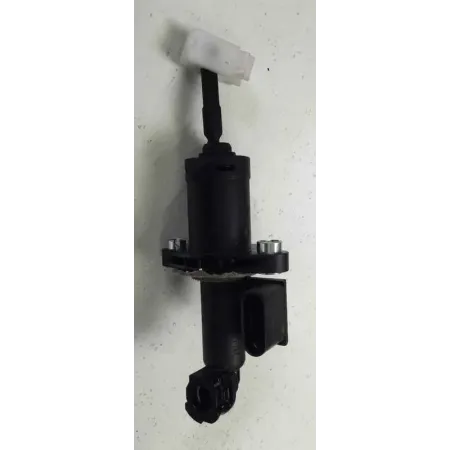 Emetteur embrayage audi a1 8x