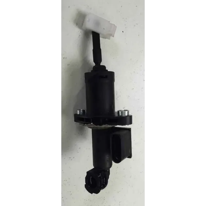 Emetteur embrayage audi a1 8x