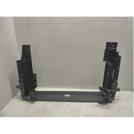 Support radiateur bmw serie 7 f01/f02/f04