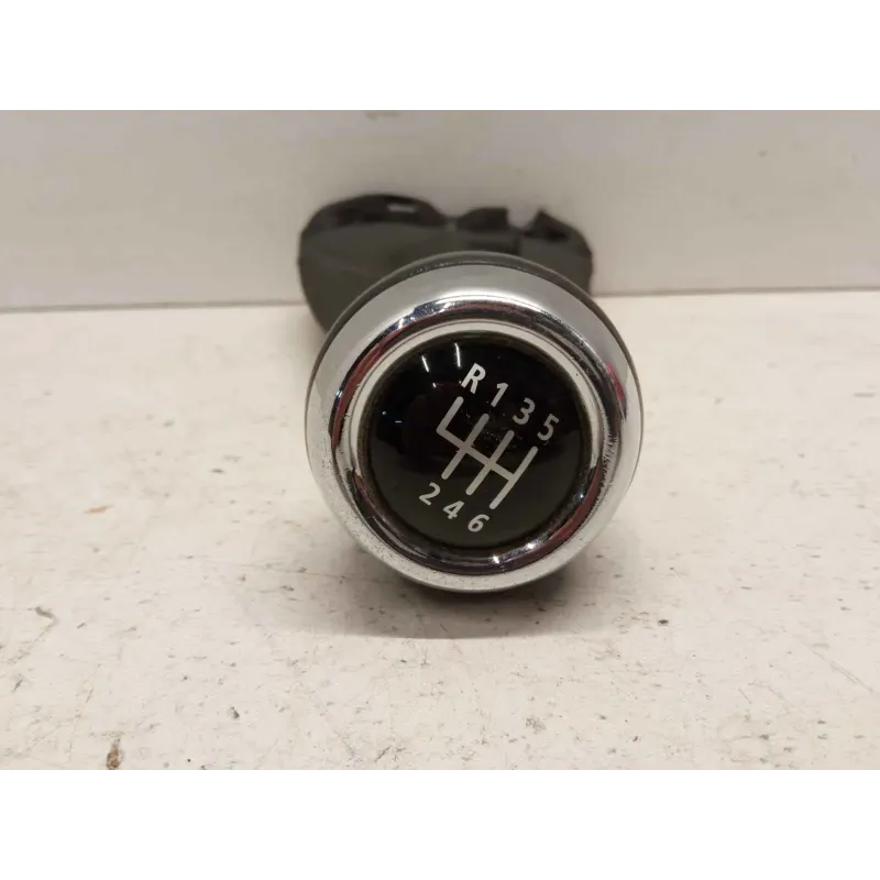 Pommeau levier vitesses