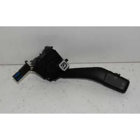 Commodo essuie glace volkswagen golf 5 v