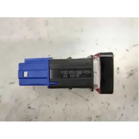 Bouton de warning volkswagen polo aw iv