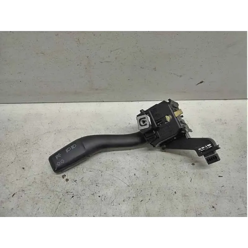 Commodo clignotant audi tt 8j mk2