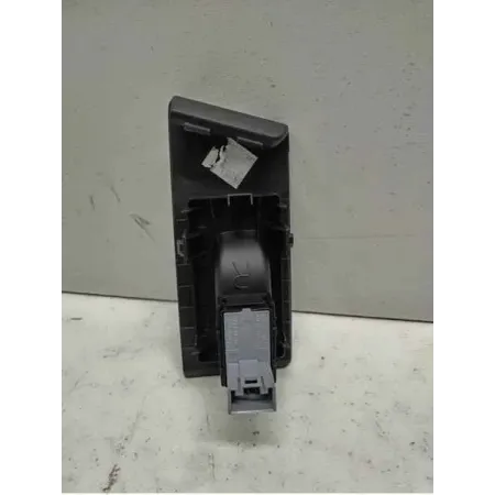 Commande leve-glace porte arriere droit volkswagen passat 36 b7