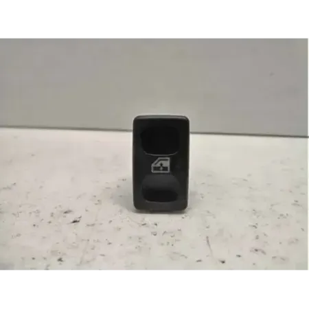 Commande leve-glace porte avant droit