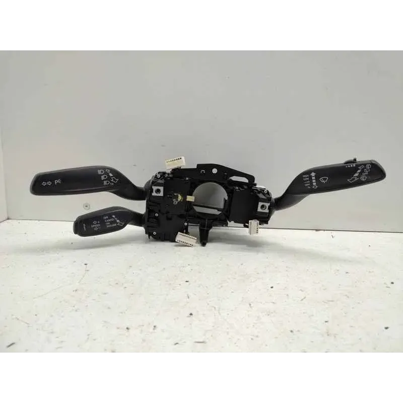 Bloc commodo avec regulateur vitesse audi a3 8v