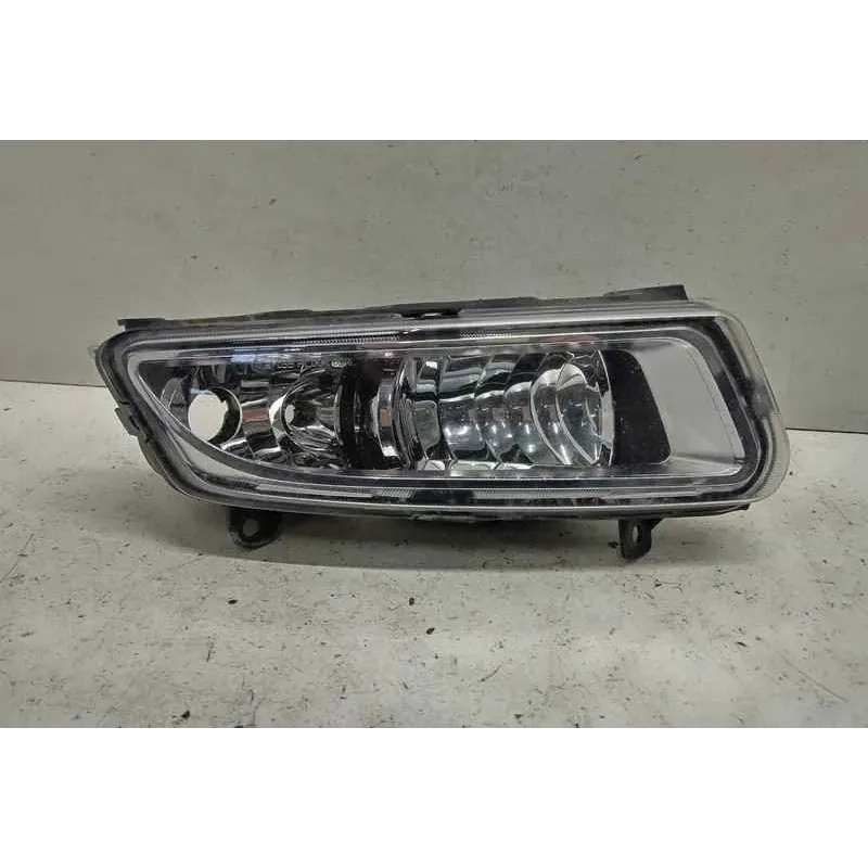 Phare anti-brouillard droit volkswagen polo 6r/6c v