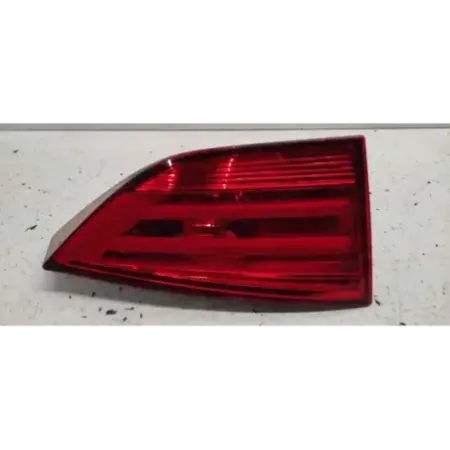 Feu arriere interieur droit bmw x1 e84