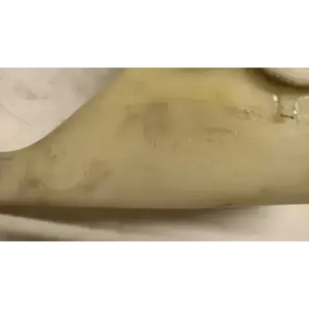 Reservoir lave-glace avant bmw serie 3 e30