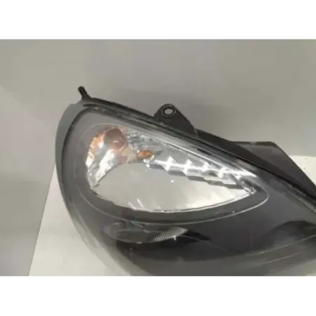 Phare droit renault clio