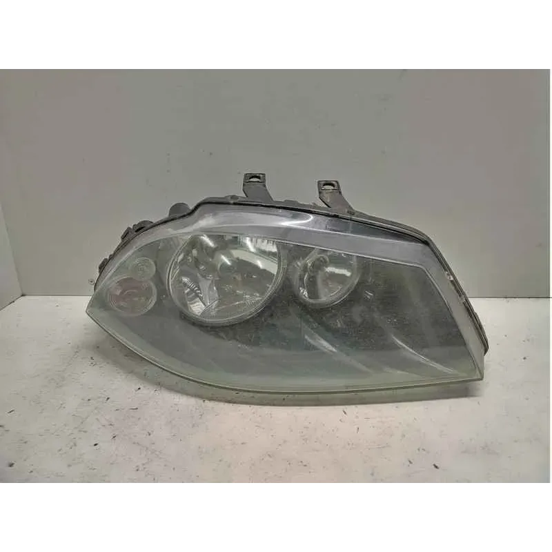 Phare droit seat cordoba 6l