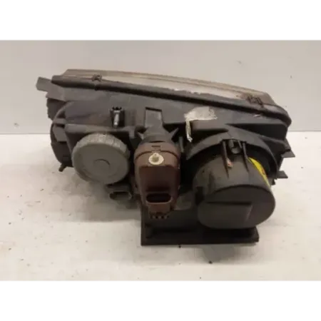 Phare droit renault safrane