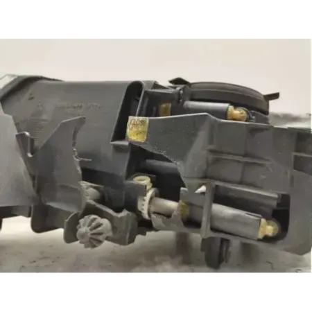 Phare droit volkswagen touareg 7l i