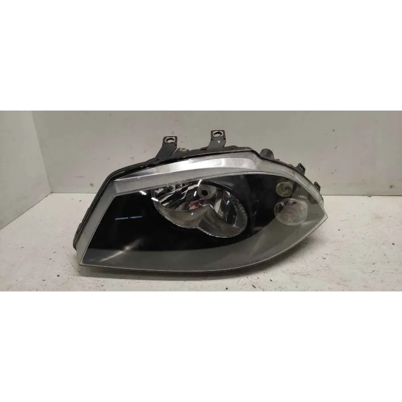 Phare gauche seat ibiza iii 6l