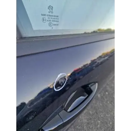 Porte avant droite complete peugeot 208