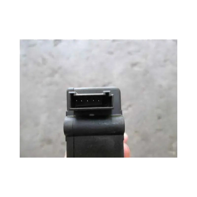 Moteur ouverture/fermeture hayon