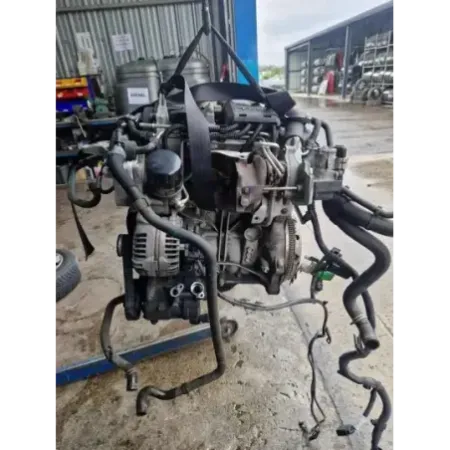 Moteur nu audi a1 8x