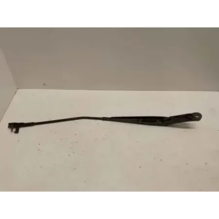 Bras essuie-glace avant droit