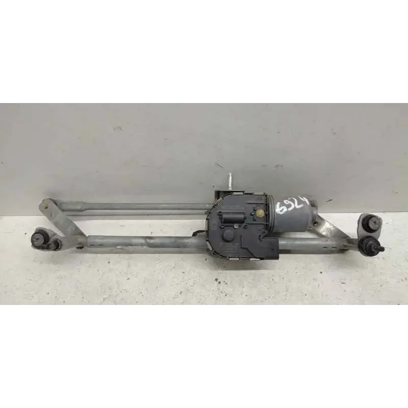 Moteur essuie-glace avant volkswagen scirocco 3