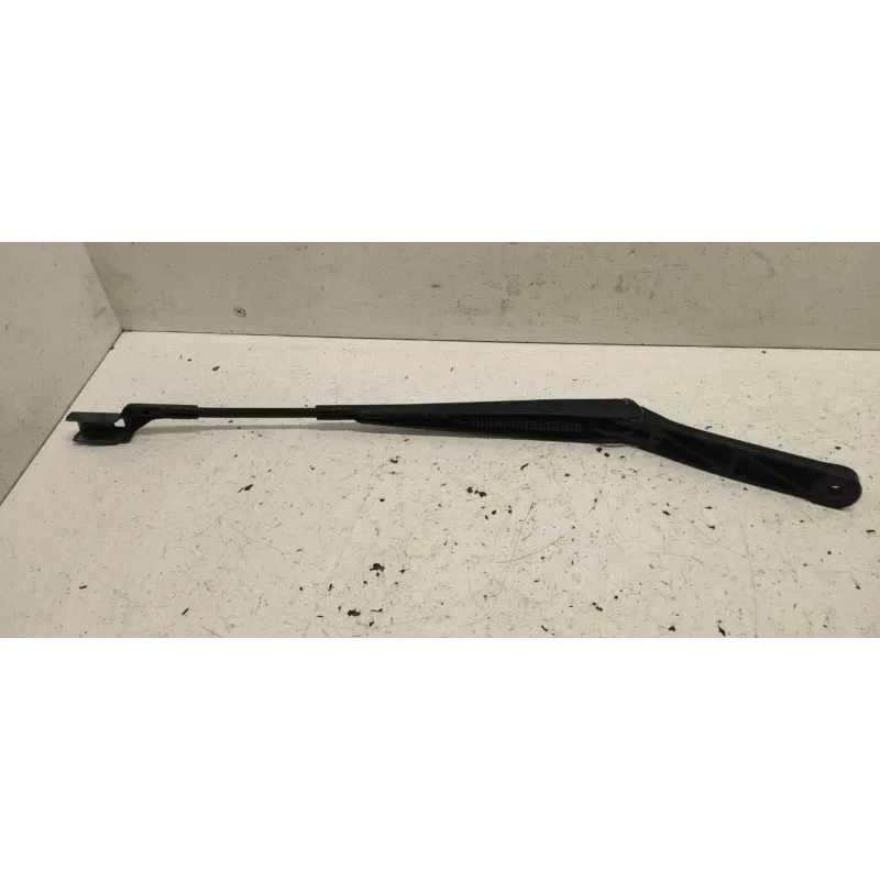 Bras essuie-glace avant gauche volkswagen golf 5 v