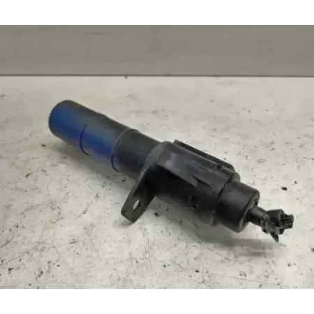 Gicleur lave-phare avant droit volkswagen golf 6