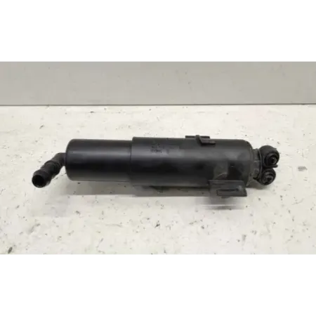 Gicleur lave-phare avant gauche audi a4 8k b8