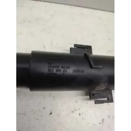 Gicleur lave-phare avant gauche audi a4 8k b8