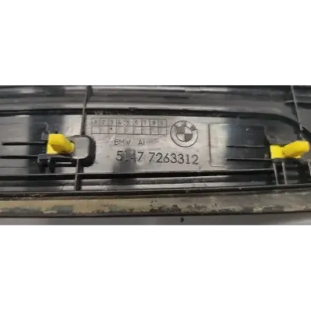 Repose pied avant droit bmw serie 1 f20/f21