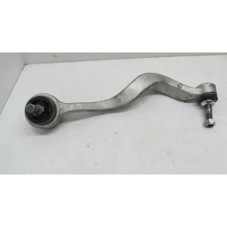 Bras superieur avant gauche