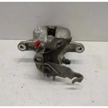 Etrier de frein arriere droit audi a3 8p