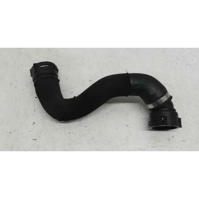 Durit inferieur radiateur bmw serie 1 e87/e81