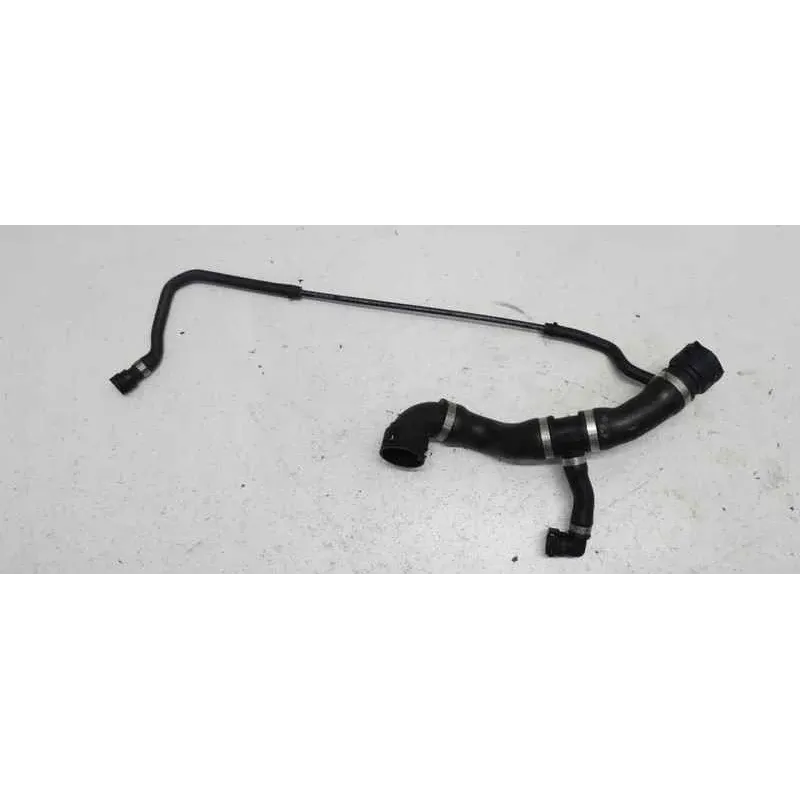 Durit superieure radiateur bmw serie 1 e87/e81