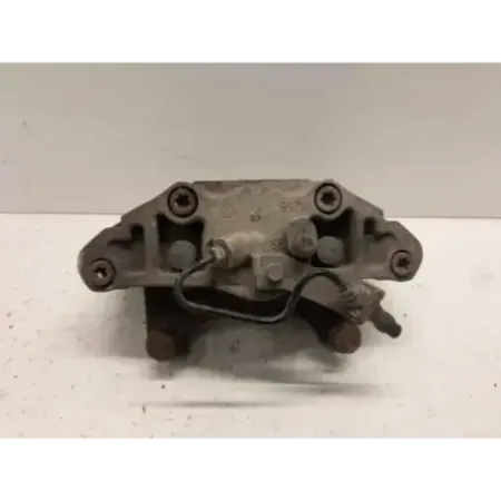 Etrier de frein avant droit