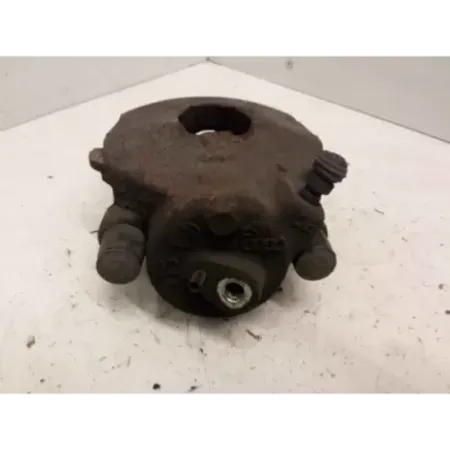 Etrier de frein avant droit