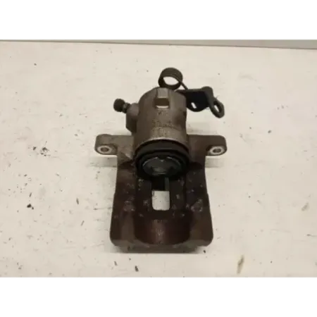 Etrier de frein avant droit audi a3 8l