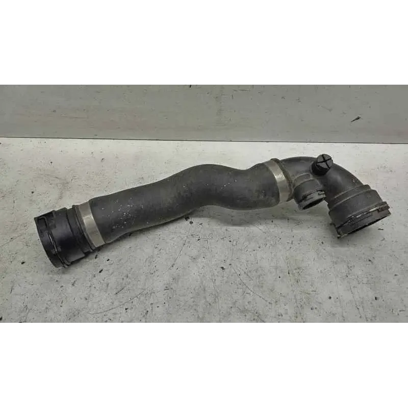 Durit superieure radiateur bmw serie 3 e46