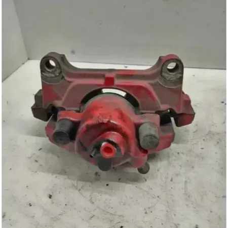 Etrier de frein avant gauche volkswagen golf 5 v