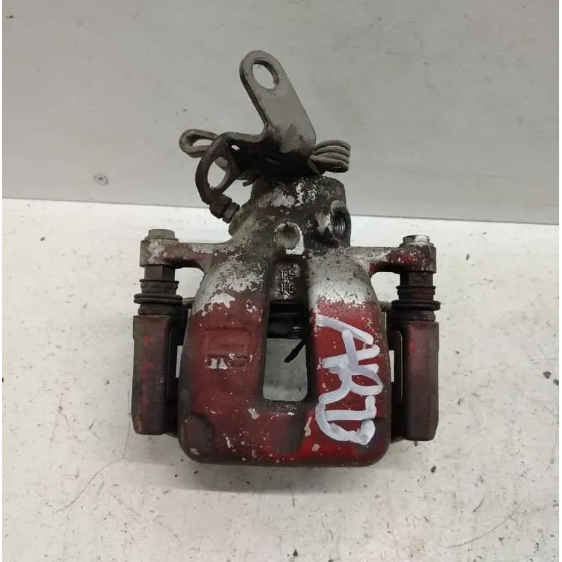 Etrier de frein arriere droit volkswagen golf 5 v