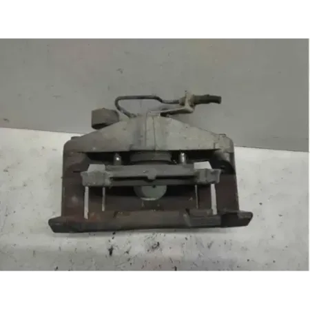 Etrier de frein avant droit audi a3 8p