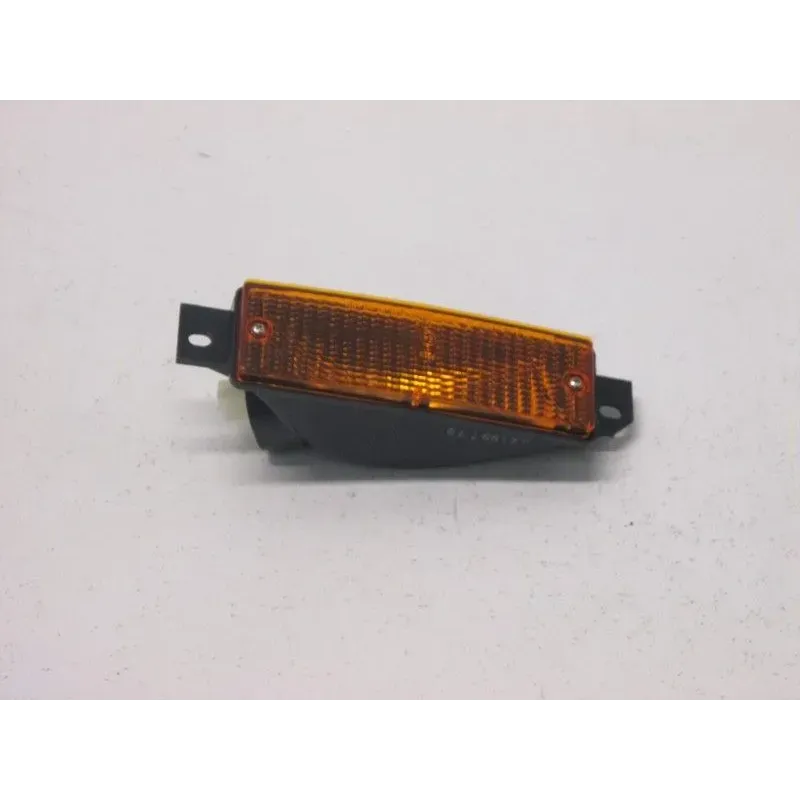 Clignotant avant gauche bmw serie 3 e30