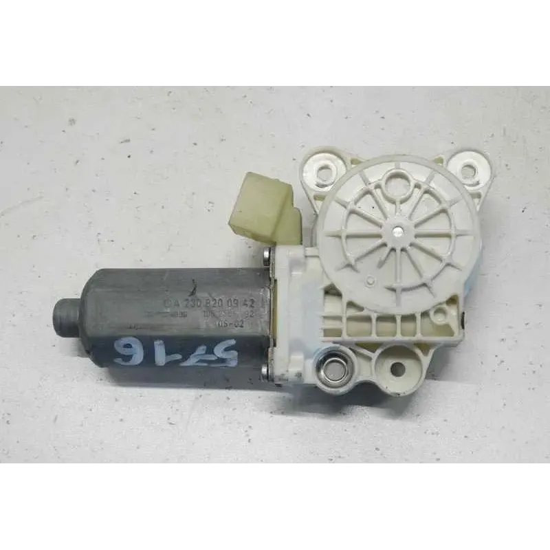 Moteur leve-glace avant droit mercedes clk