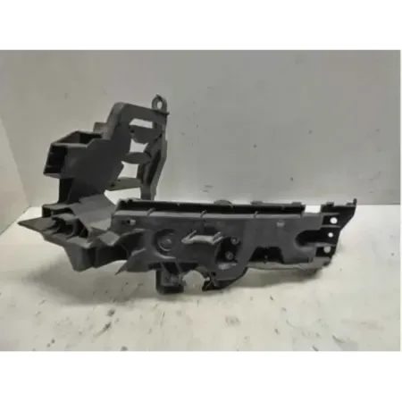 Support phare gauche audi q5