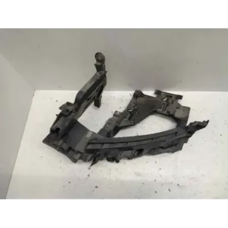 Support phare gauche audi q5