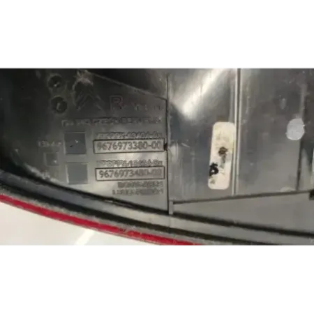 Feu arriere droit citroen ds3