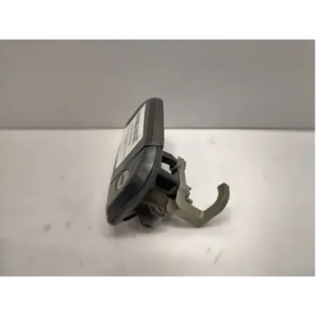 Poignee exterieure porte avant gauche