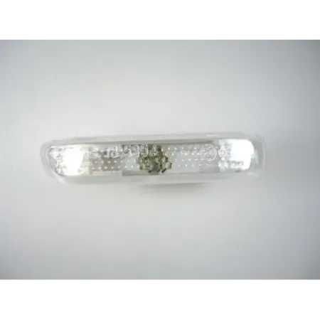 Repetiteur avant gauche