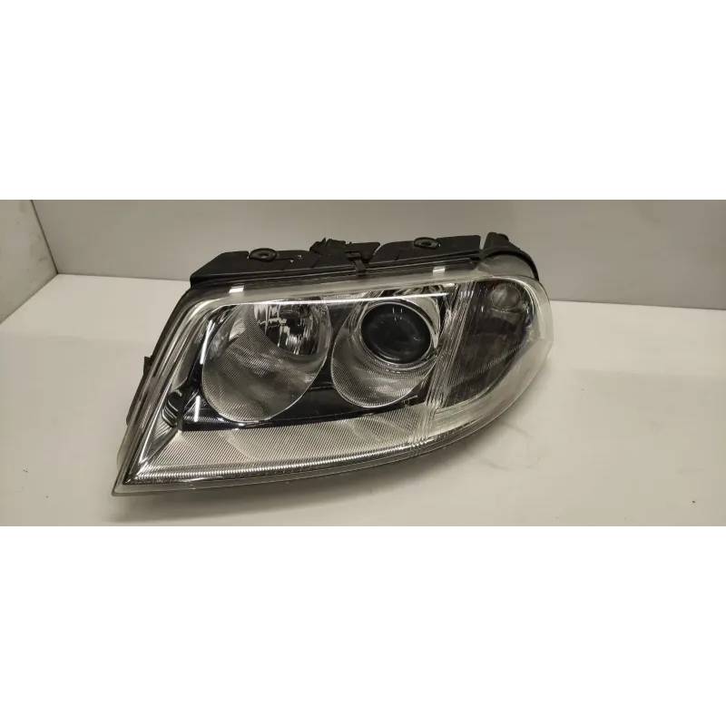 Phare gauche volkswagen passat 3b b5
