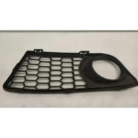 Grille de pare choc avant droit bmw serie 1 f20/f21